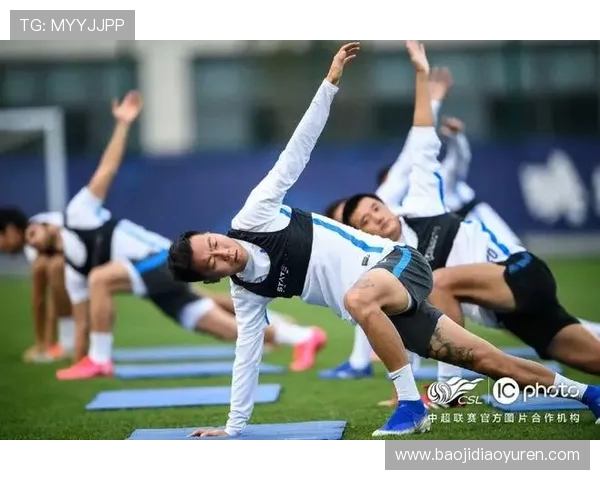 足球运动员的恢复与再训练方法