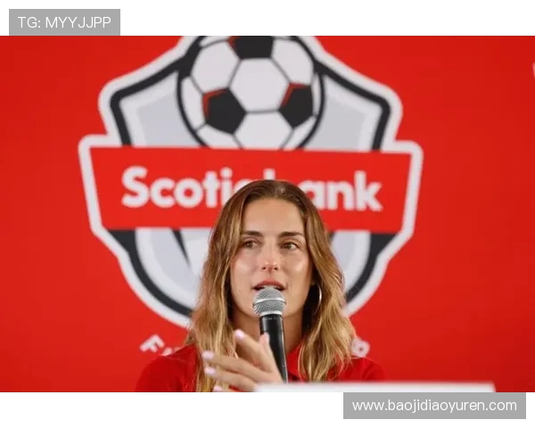 铿锵玫瑰新角色转型之路 从女足球员到职业裁判的奋斗与蜕变