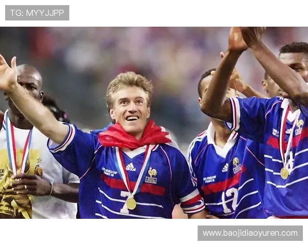 1998年世界杯决赛首发阵容回顾 法国夺冠之路的关键人物与战术分析 1998年世界杯决赛首发阵容回顾 法国夺冠之路的关键人物与战术分析