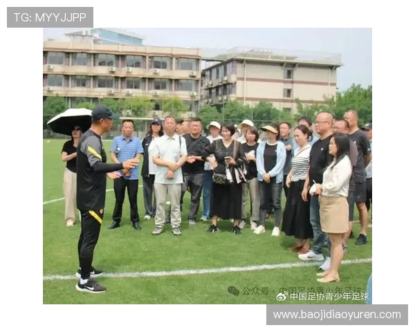 关于2012年龄段男子精英青少年球员大区训练营第三期的通知与报名事项